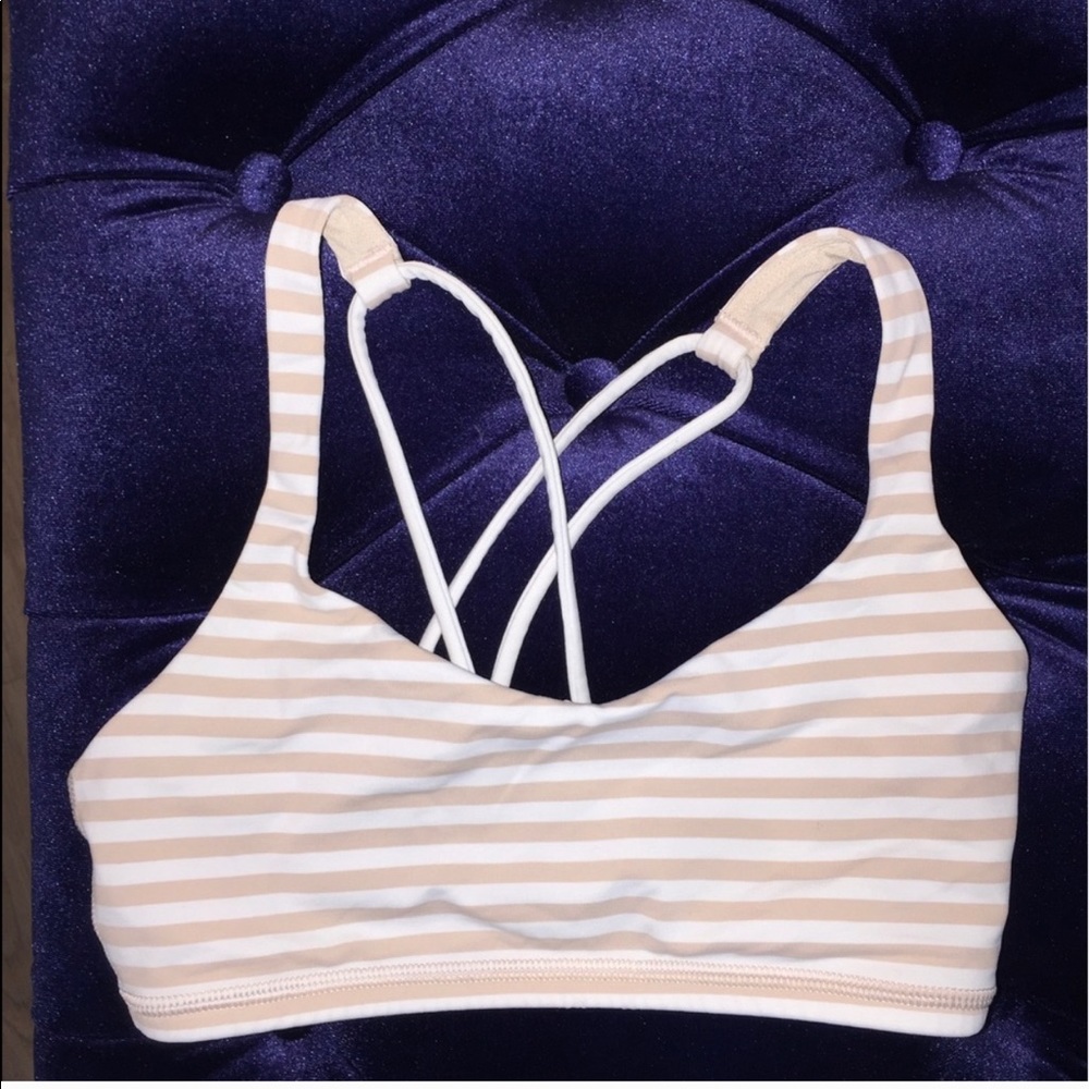 LULULEMON SPORTS BRA SIZE 2